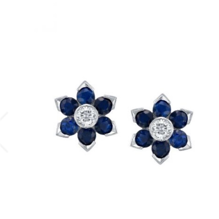 Earrings In 18k White Gold Set With 017 Ct Of Diamonds